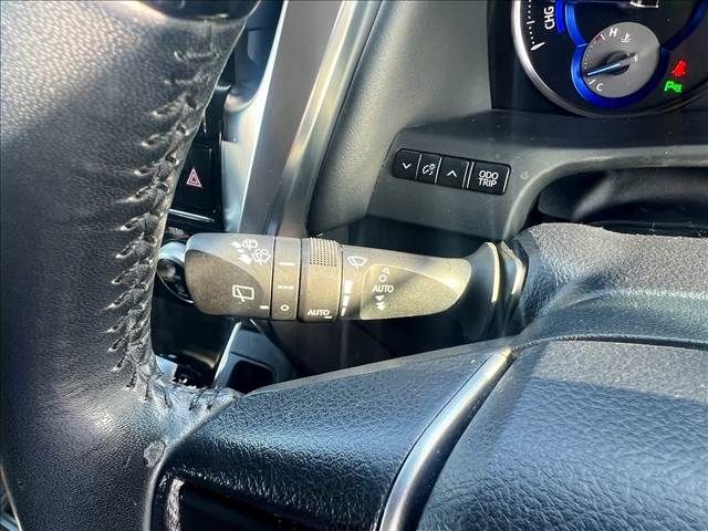 TOYOTA ALPHARD HYBRID 4WD 2016 Image 31