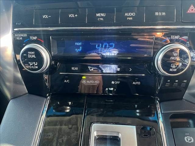 TOYOTA ALPHARD HYBRID 4WD 2016 Image 31