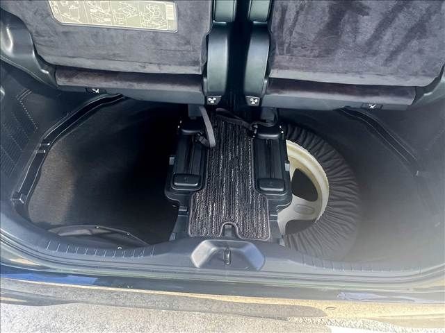 TOYOTA ALPHARD HYBRID 4WD 2016 Image 31