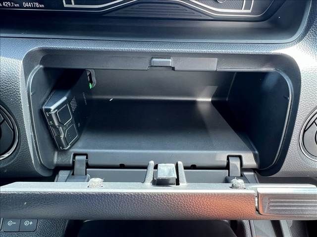 HONDA N BOX CUSTOM 2021 Image 31