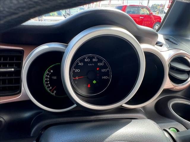 HONDA N BOX 2014 Image 31