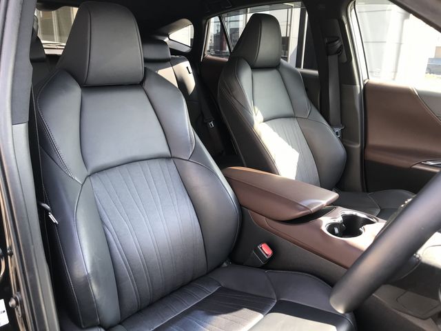 TOYOTA HARRIER 2WD 2021 Image 31