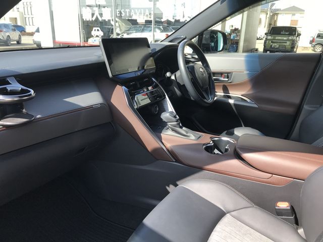 TOYOTA HARRIER 2WD 2021 Image 31