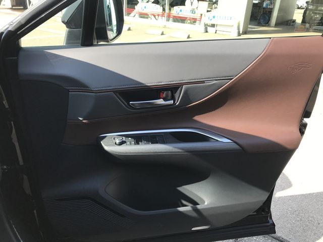 TOYOTA HARRIER 2WD 2021 Image 31