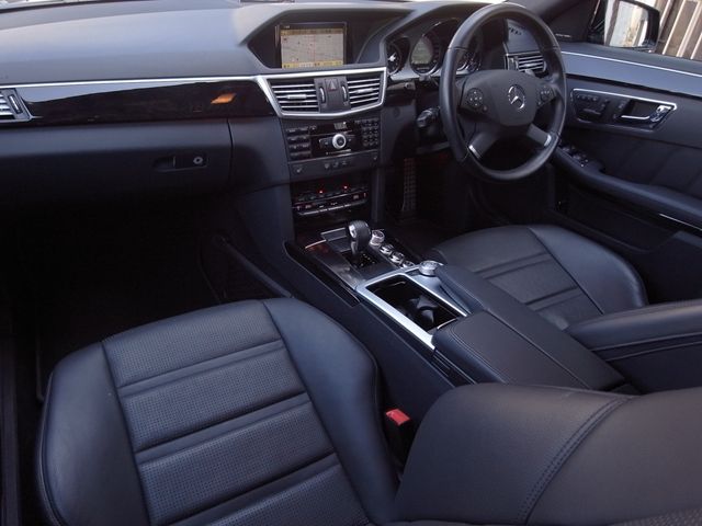 AMG E CLASS SEDAN 2009 Image 31