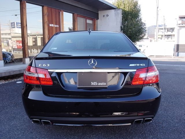 AMG E CLASS SEDAN 2009 Image 31