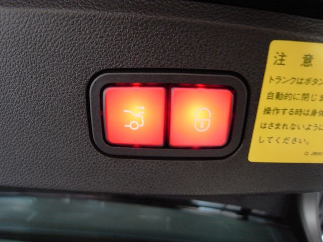 AMG E CLASS SEDAN 2009 Image 31