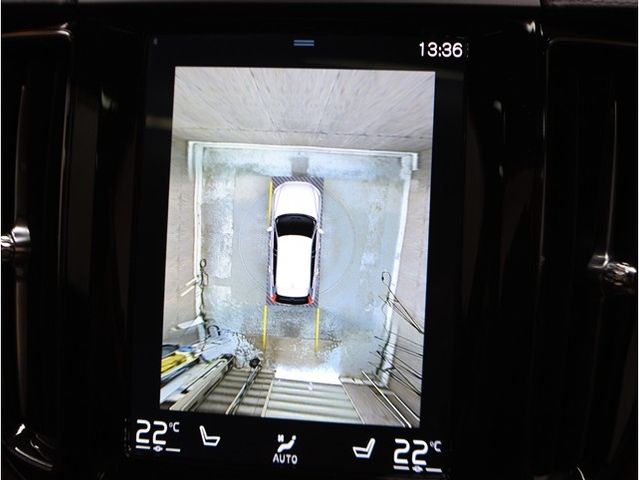 VOLVO XC60 2021 Image 31