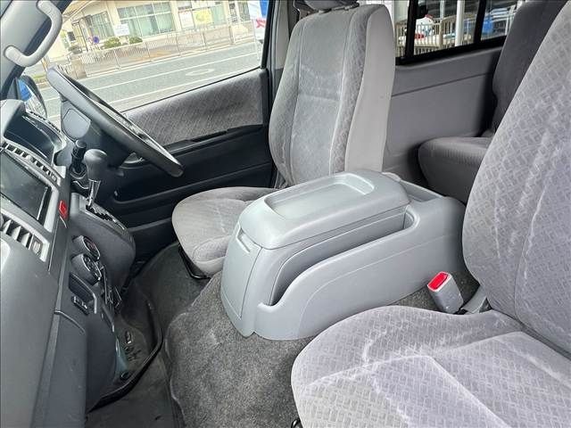 TOYOTA REGIUSACE VAN 4WD 2008 Image 31