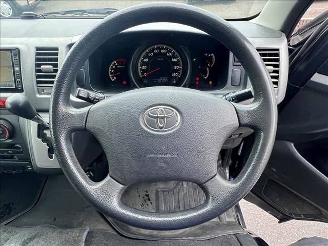 TOYOTA REGIUSACE VAN 4WD 2008 Image 31