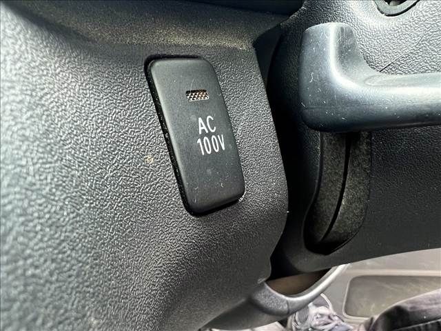 TOYOTA REGIUSACE VAN 4WD 2008 Image 31