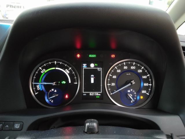 TOYOTA ALPHARD HYBRID 4WD 2019 Image 31