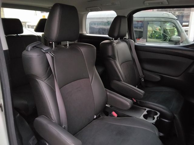 TOYOTA ALPHARD HYBRID 4WD 2019 Image 31