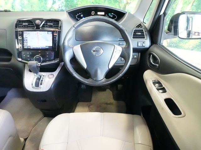 NISSAN SERENA  S-HYBRID 2014 Image 31