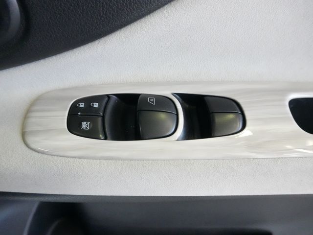 NISSAN SERENA  S-HYBRID 2014 Image 31