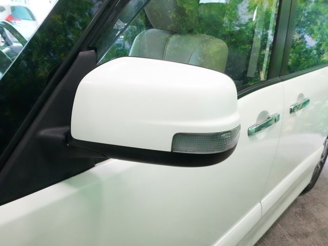 NISSAN SERENA  S-HYBRID 2014 Image 31