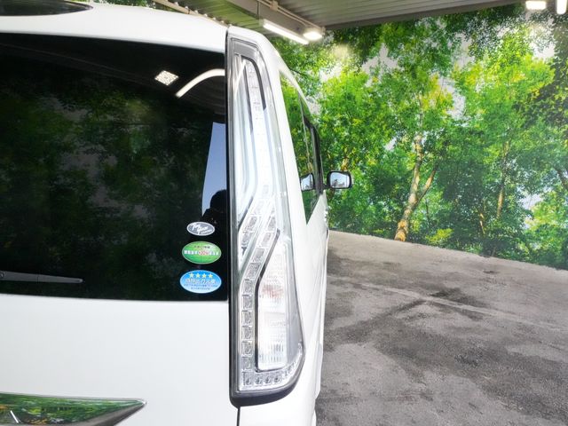 NISSAN SERENA  S-HYBRID 2014 Image 31