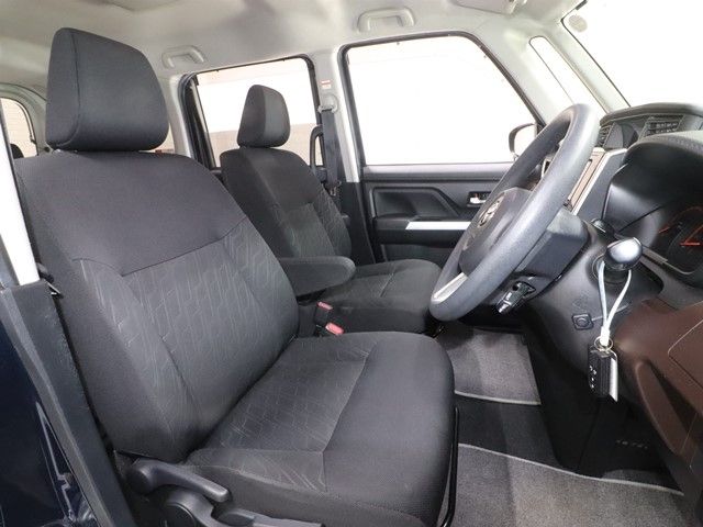 TOYOTA ROOMY 2019 Image 31