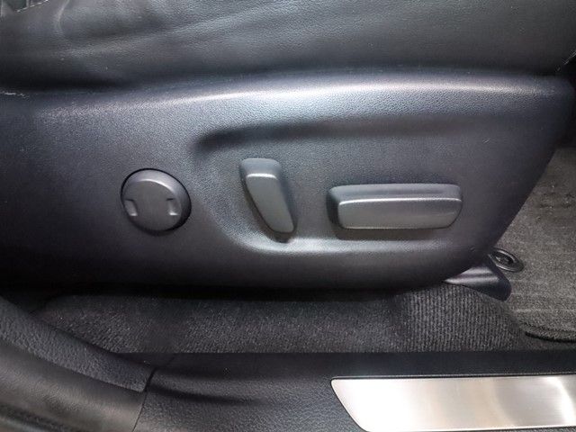 TOYOTA HARRIER HYBRID 2017 Image 31