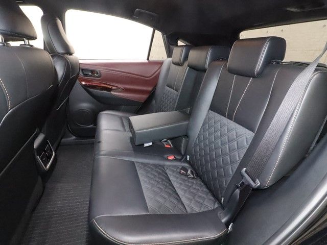 TOYOTA HARRIER HYBRID 2017 Image 31