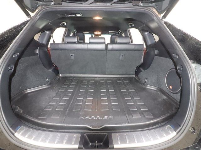 TOYOTA HARRIER HYBRID 2017 Image 31