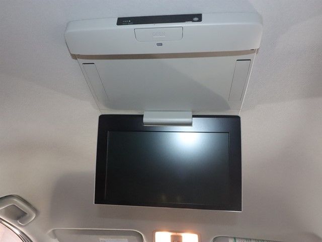 TOYOTA VOXY 2013 Image 31