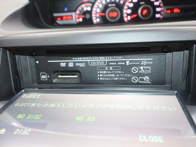 TOYOTA VOXY 2013 Image 31