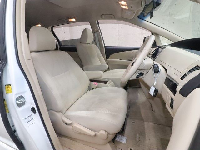 TOYOTA ESTIMA 2013 Image 31