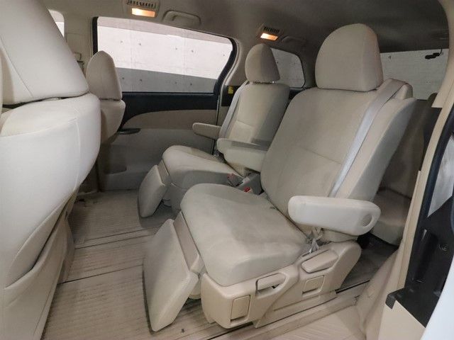 TOYOTA ESTIMA 2013 Image 31