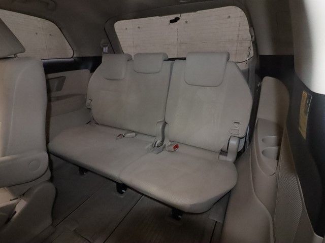 TOYOTA ESTIMA 2013 Image 31