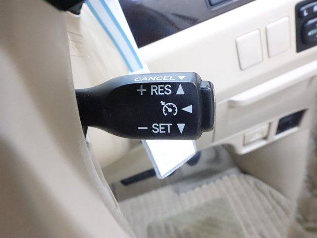 TOYOTA ESTIMA 2013 Image 31