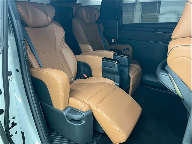 TOYOTA VELLFIRE  HYBRID 2024 Image 31