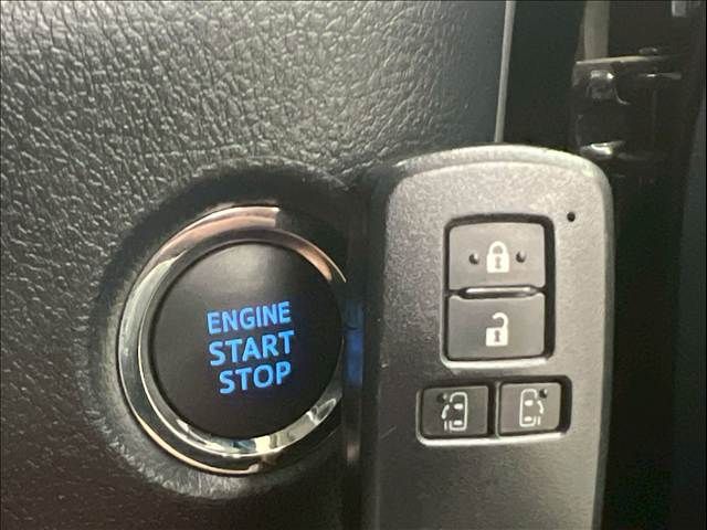 TOYOTA VELLFIRE 2018 Image 31