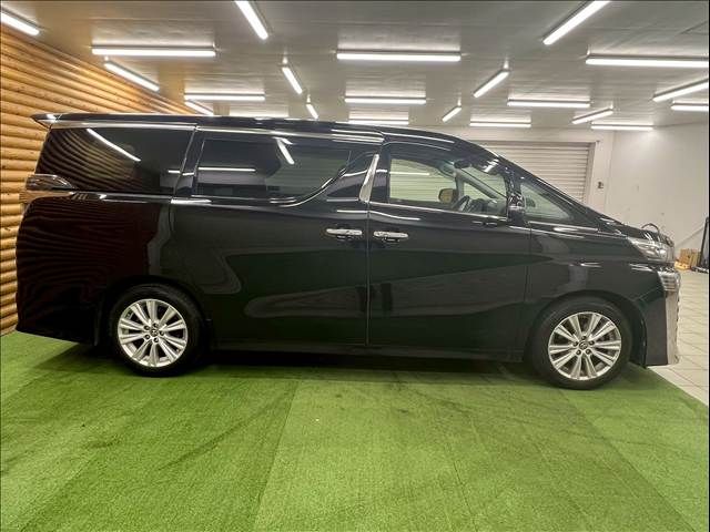 TOYOTA VELLFIRE 2018 Image 31