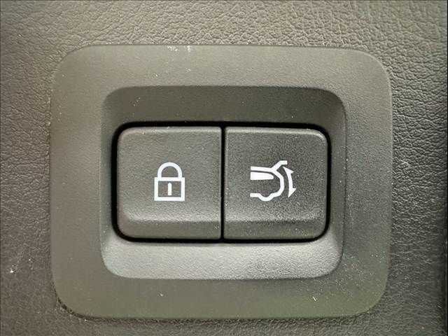 MAZDA CX-60 2023 Image 31