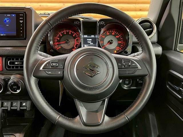 SUZUKI JIMNY 4WD 2024 Image 31