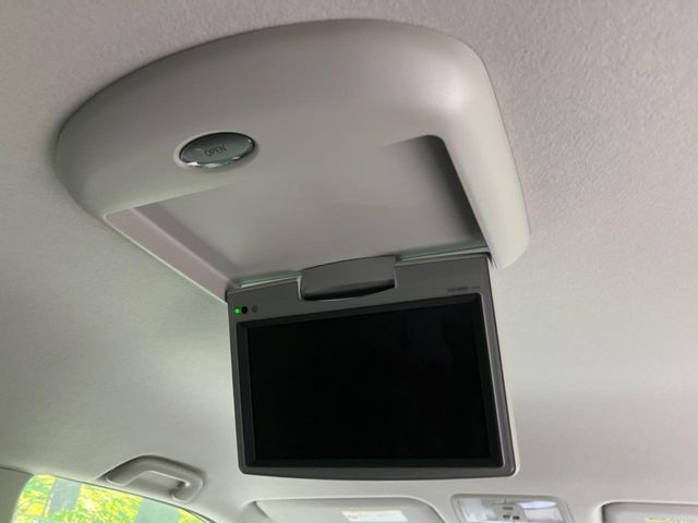 TOYOTA VOXY 2010 Image 31