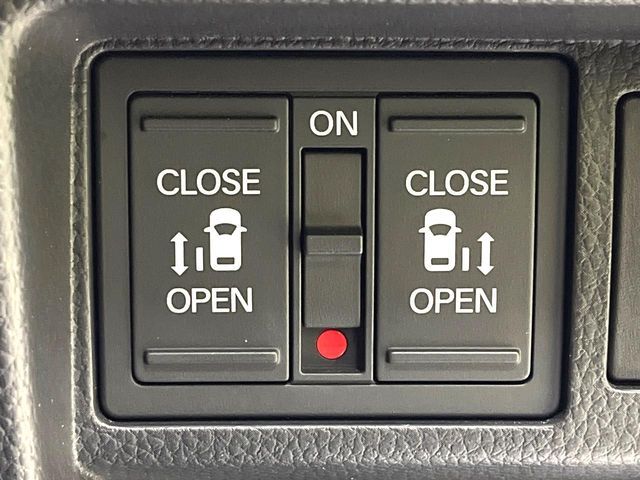 HONDA STEPWAGON E:HEV SPAD 2023 Image 31