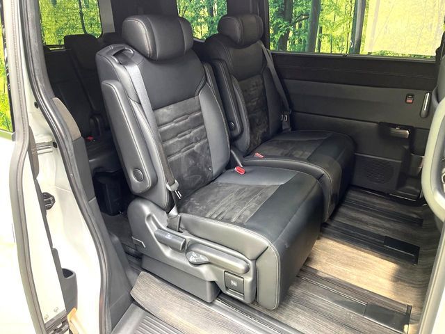 HONDA STEPWAGON E:HEV SPAD 2023 Image 31