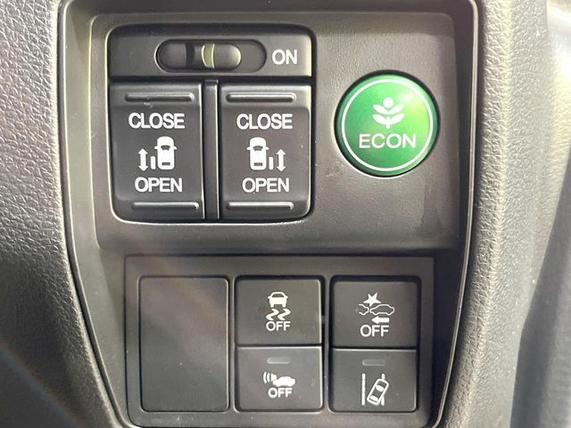 HONDA ODYSSEY HYBRID 2017 Image 31