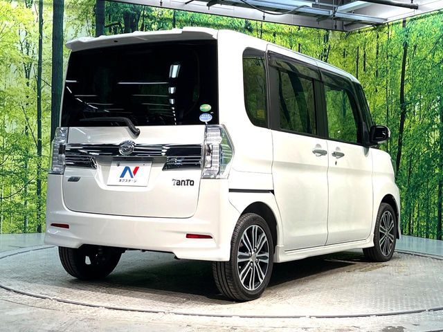 DAIHATSU TANTO CUSTOM 2014 Image 31