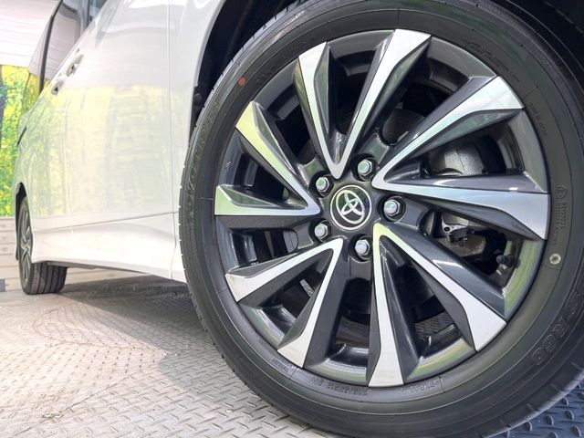 TOYOTA VOXY HYBRID 2025 Image 31