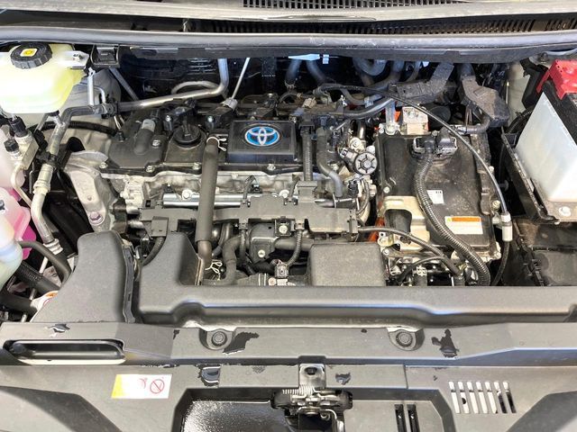 TOYOTA VOXY HYBRID 2025 Image 31