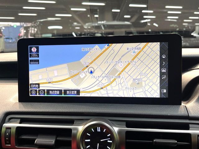 TOYOTA LEXUS IS300H 2021 Image 31