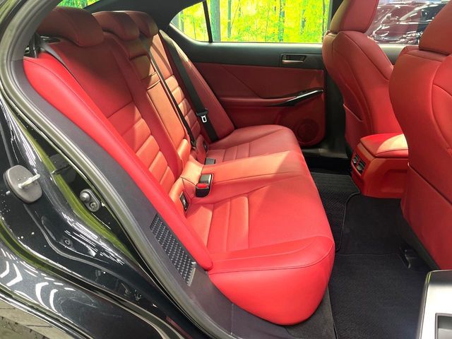 TOYOTA LEXUS IS300H 2021 Image 31