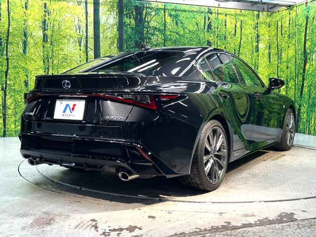 TOYOTA LEXUS IS300H 2021 Image 31