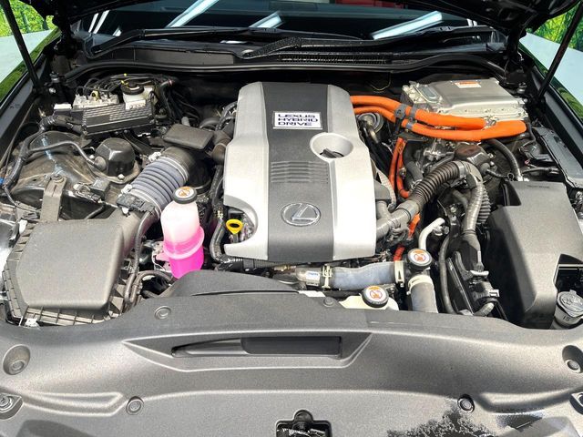 TOYOTA LEXUS IS300H 2021 Image 31