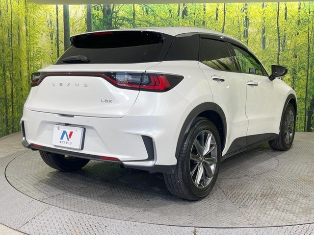 TOYOTA LEXUS LBX 2024 Image 31