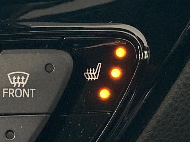 TOYOTA C-HR 2017 Image 31