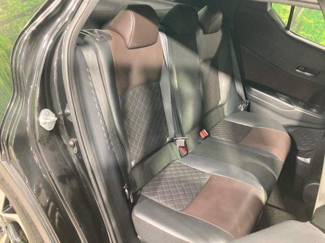 TOYOTA C-HR 2017 Image 31